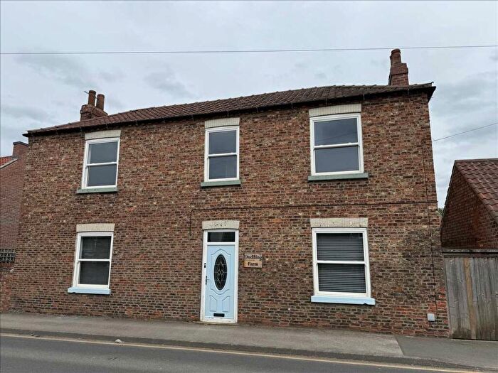 4 Bedroom Detached House To Rent In High Street, Carlton, DN14