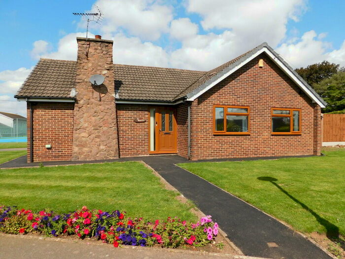 3 Bedroom Detached Bungalow To Rent In Moor Lane, Allenton, Derby, DE24