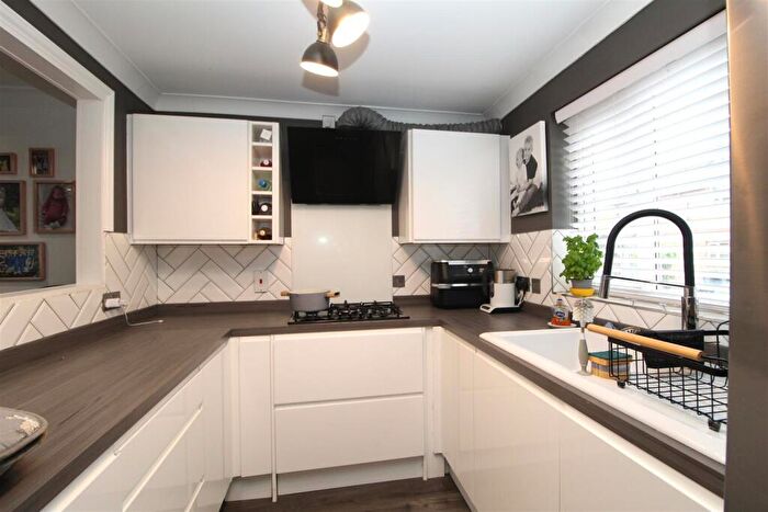 3 Bedroom Terraced House For Sale In Sycamore Grange, Ramsgate, CT11