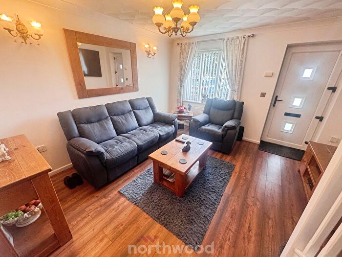 2 Bedroom Semi-Detached House For Sale In Bryson Close, Thorne, Doncaster, DN8