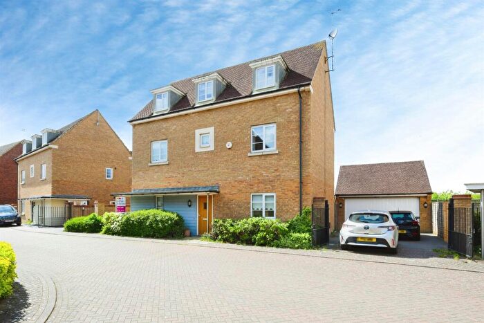 6 Bedroom Detached House For Sale In Oliver Road, Hampton Vale, Peterborough, PE7