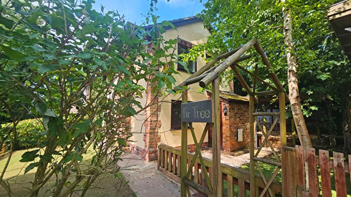 3 Bedroom Cottage To Rent In Scorton Hall Park, Preston, PR3