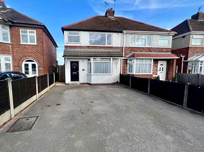 3 Bedroom Semi-Detached House To Rent In Greenmoor Road, Nuneaton, CV10