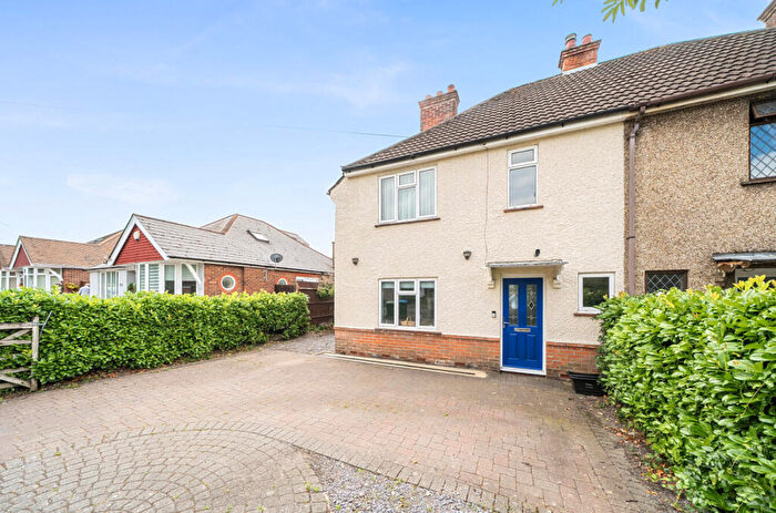 3 Bedroom Semi-Detached House For Sale In West End Road, Bitterne, Southampton, Hampshire, SO18