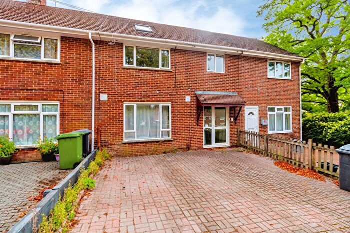 3 Bedroom Terraced House For Sale In Fromond Road, Winchester, Hampshire, SO22
