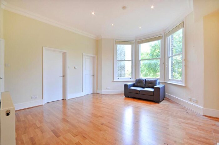 2 Bedroom Flat To Rent In Mowbray Road, Brondesbury, NW6