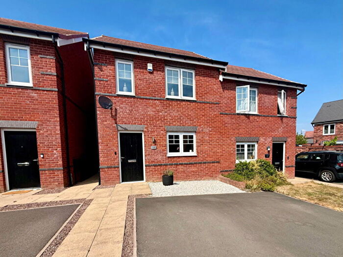 2 Bedroom Semi-Detached House For Sale In Coral Lane, Newhall, DE11