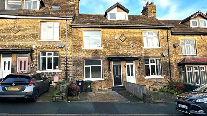 3 Bedroom Terraced House To Rent In Fourlands Road, Idle, Bradford, BD10