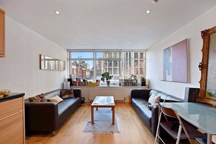 1 Bedroom Flat To Rent In Millbank Court, John Islip Street, London, SW1P