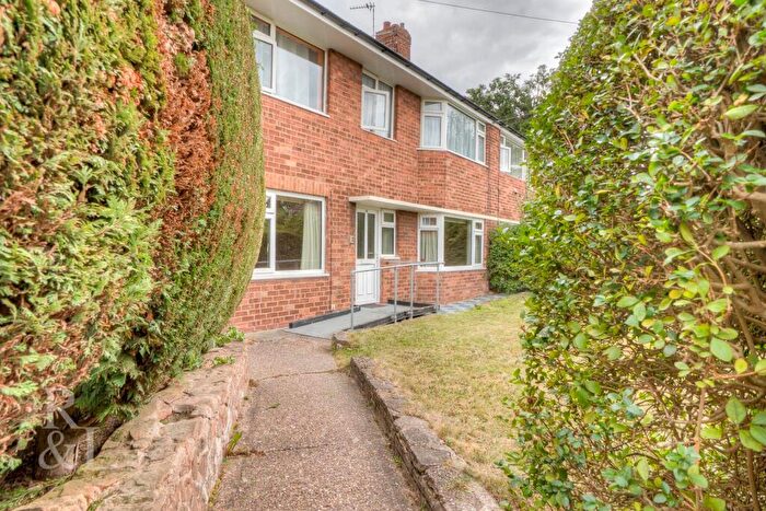 2 Bedroom Flat For Sale In Green Acre, Edwalton, Nottingham, NG12