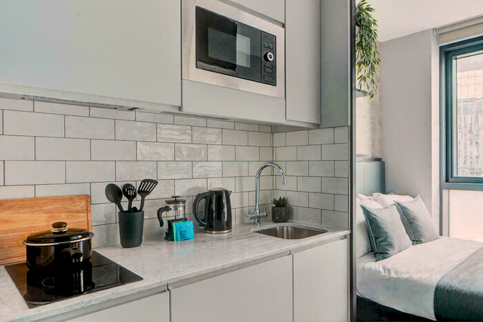 Studio To Rent In Crossharbour Plaza, London, E14