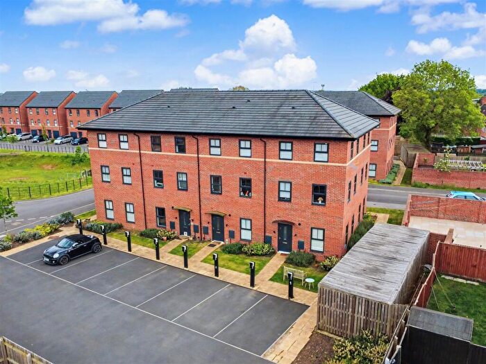2 Bedroom Town House For Sale In Dallington Street, Bilborough, Nottingham, NG8