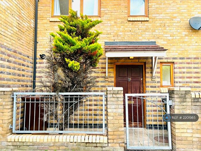 4 Bedroom Terraced House To Rent In Alpine Road, Leyton, E10