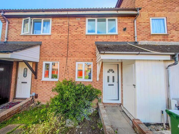 2 Bedroom Terraced House To Rent In Hodgkin Close, Thamesmead, London, SE28