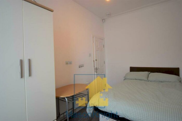 4 Bedroom Terraced House To Rent In Westminster Road, Selly Oak, B29