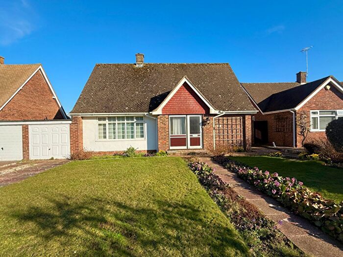 2 Bedroom Detached Bungalow For Sale In Jervis Avenue, Rustington, BN16