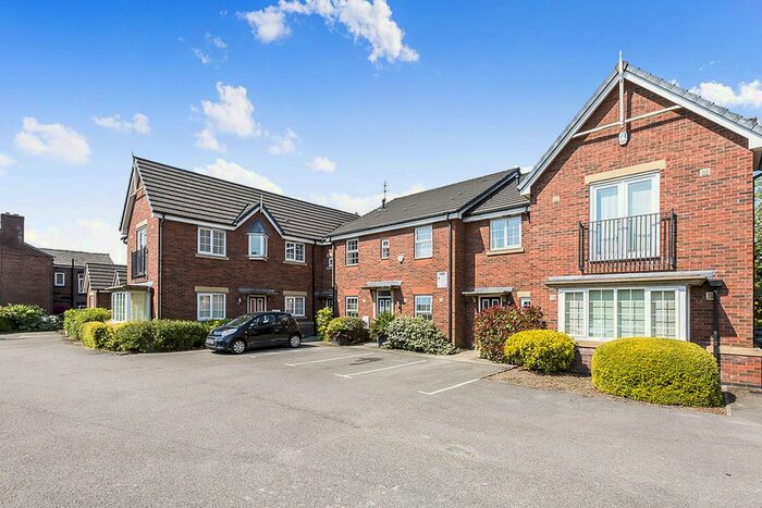 2 Bedroom Flat To Rent In Wigan Lower Road, Standish Lower Ground, Wigan, Lancashire, WN6