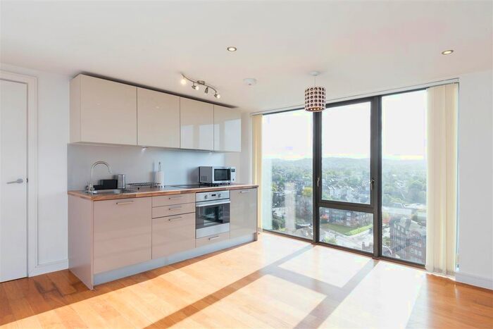 1 Bedroom Flat To Rent In Centrillion Point, Masons Avenue, Croydon, CR0