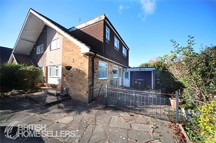 3 Bedroom Semi-Detached House For Sale In Walker Avenue, Fyfield, Ongar, Essex, CM5