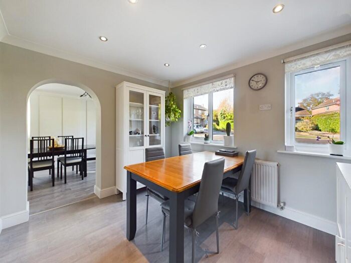 4 Bedroom Detached House For Sale In Vokes Close, Little Billing, Northampton, NN3