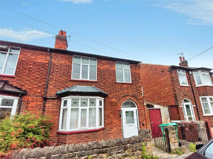 3 Bedroom Semi-Detached House For Sale In Aubrey Road, Nottingham, Nottinghamshire, NG5