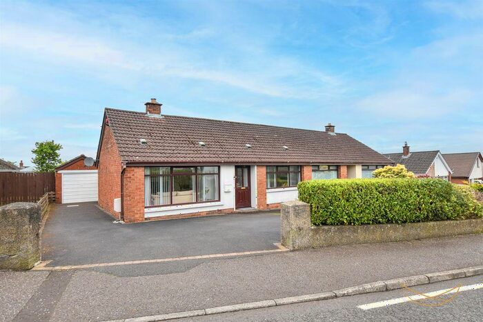 2 Bedroom Semi-Detached Bungalow For Sale In Carnhill Avenue, Newtownabbey, BT36