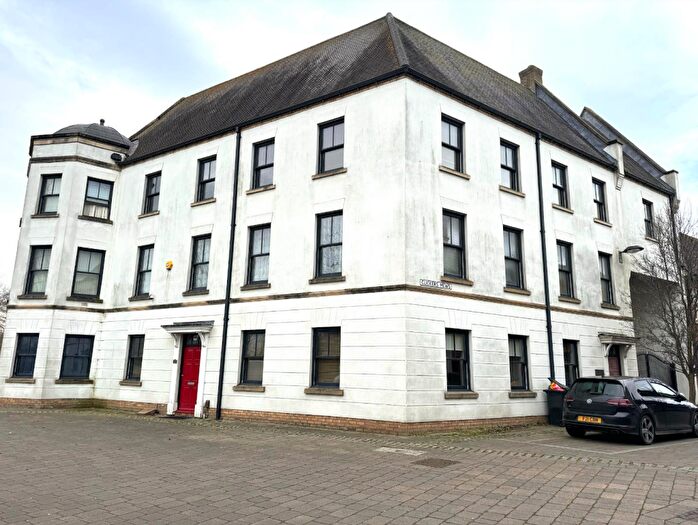 1 Bedroom Flat To Rent In Clickers Mews, Upton, Northampton, NN5