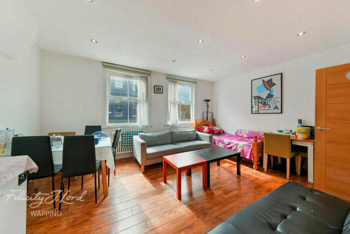 2 Bedroom Flat For Sale In Fordham Street, London, E1