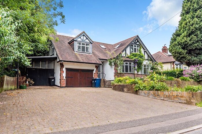 6 Bedroom Bungalow To Rent In Eastcote Lane, Northolt, UB5