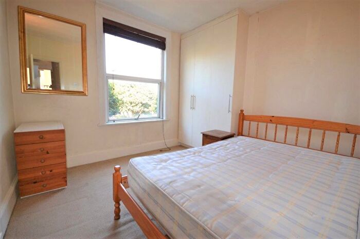 2 Bedroom Flat To Rent In Burrows Road, London, NW10