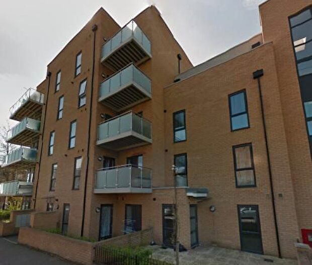 1 Bedroom Flat To Rent In Corbins Lane, Harrow, HA2