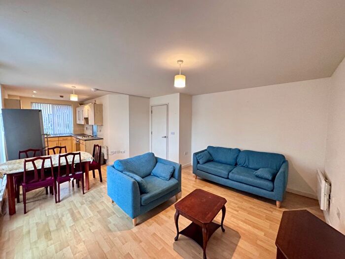 2 Bedroom Flat To Rent In The Pavilion, Nottingham, NG7