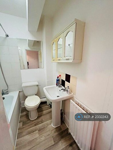 1 Bedroom Flat To Rent In Goresbrook Road, Dagenham, RM9