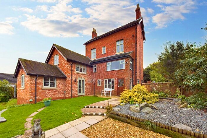 5 Bedroom Detached House For Sale In Church Street, Uttoxeter, ST14