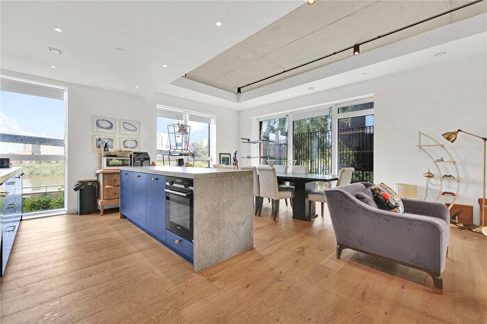 3 Bedroom Flat For Sale In Dulke House, Goodluck Hope Walk, E14