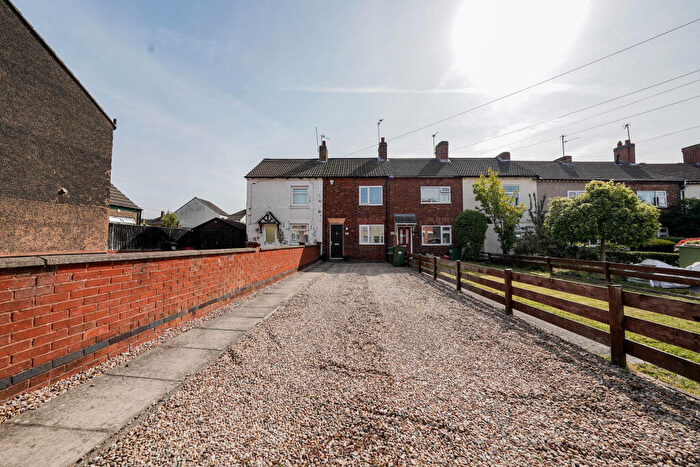 3 Bedroom Terraced House For Sale In Central Road, Hugglescote, Coalville, Leicestershire, LE67