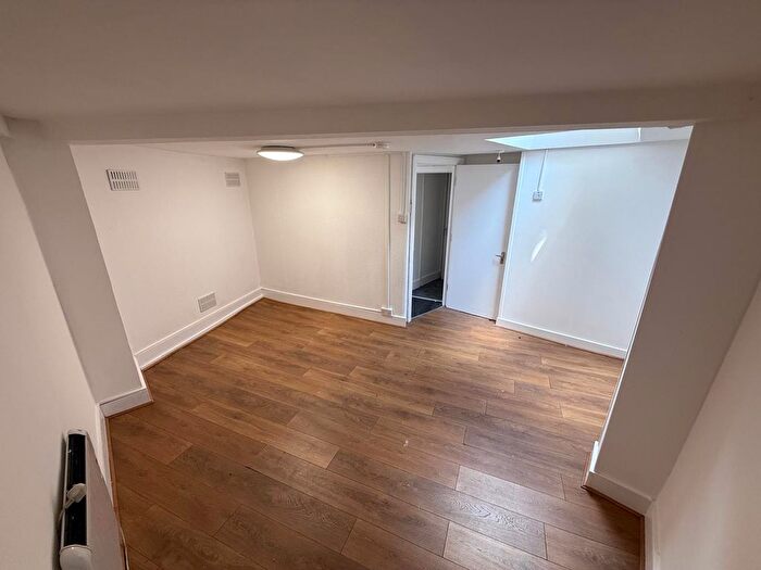 Studio To Rent In , SE14