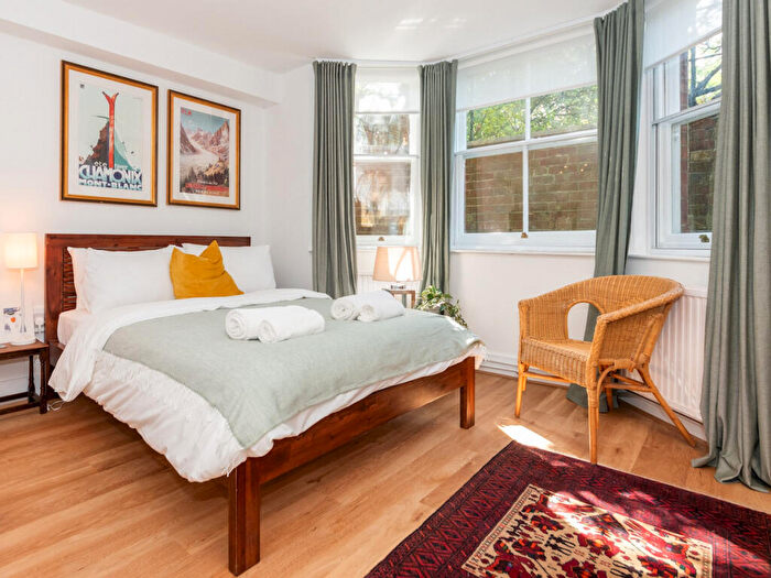 1 Bedroom Flat To Rent In Alexandra Road, Reading, RG1