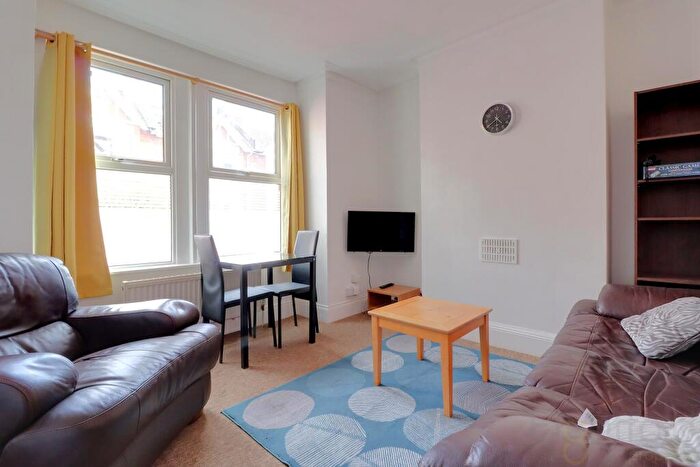 4 Bedroom End Of Terrace House To Rent In Seville Street, Brighton, East Sussex, BN2
