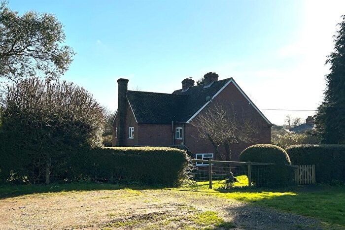 3 Bedroom Cottage To Rent In Wootton St Lawrence, Hampshire, RG23