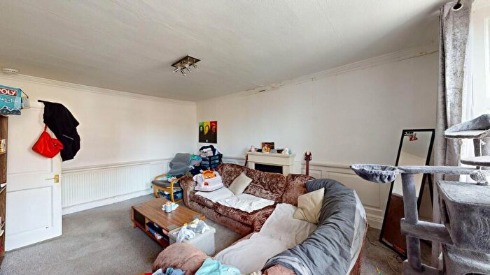 2 Bedroom Flat For Sale In High Street, Montrose, DD10