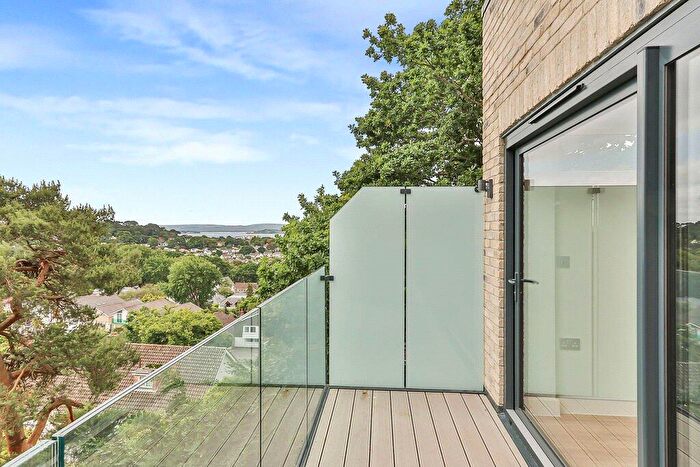 2 Bedroom Apartment For Sale In Highmoor Road, Poole, Dorset, BH14