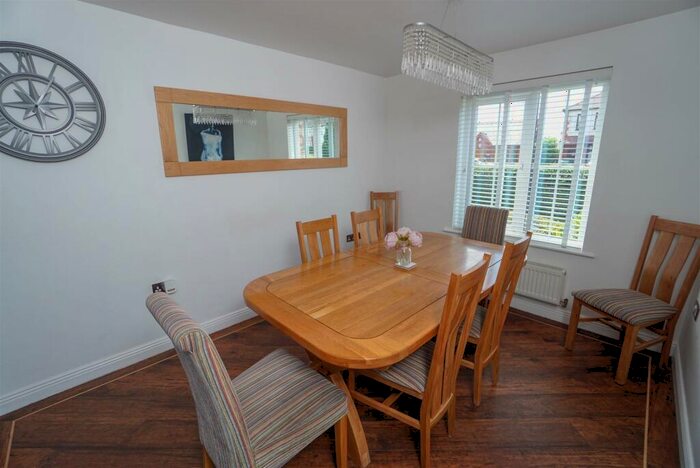 5 Bedroom Detached House For Sale In North Road, Atherton, Manchester, M46