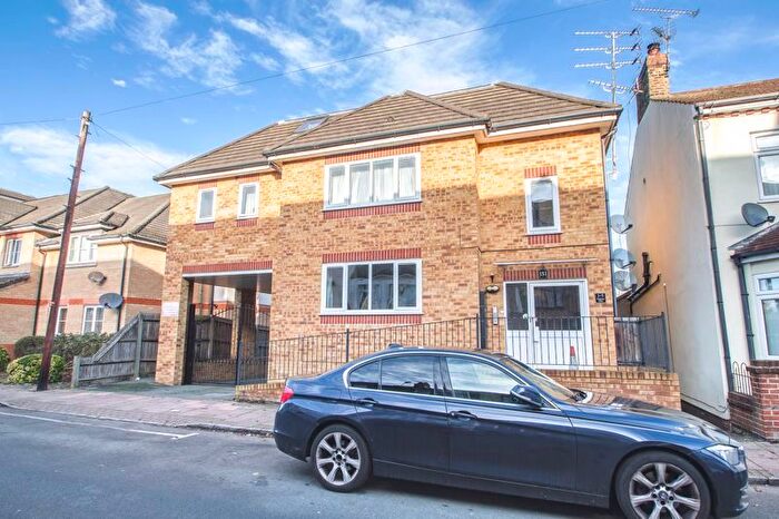 1 Bedroom Flat To Rent In Charles Street, Greenhithe, DA9