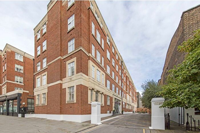 2 Bedroom Flat To Rent In Edwardes Square, Kensington, W8