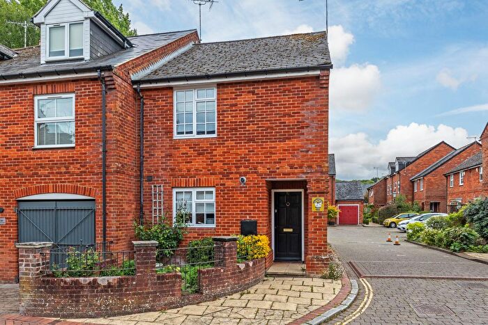 3 Bedroom End Of Terrace House To Rent In Upper Brook Street, Winchester, SO23