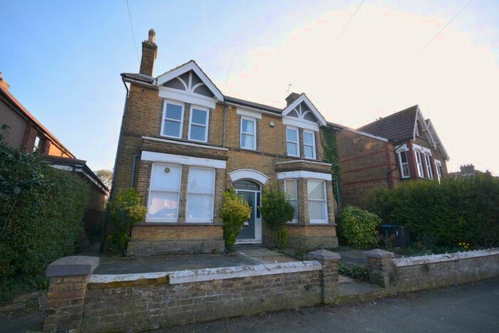 1 Bedroom Flat To Rent In Madras Hse, Northdown Pk Rd, Cliftonville, N H, CT9