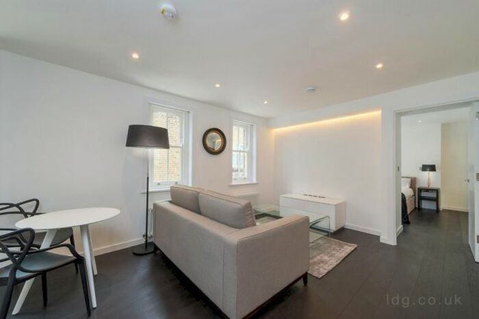 1 Bedroom Flat To Rent In West Street, Covent Garden, WC2H