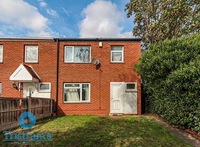 3 Bedroom End Of Terrace House For Sale In Bourne Close, Beeston, NG9