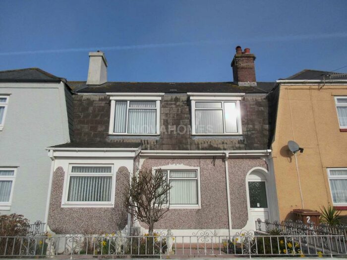 3 Bedroom Terraced House To Rent In Mount Gould Road, Mount Gould, PL4